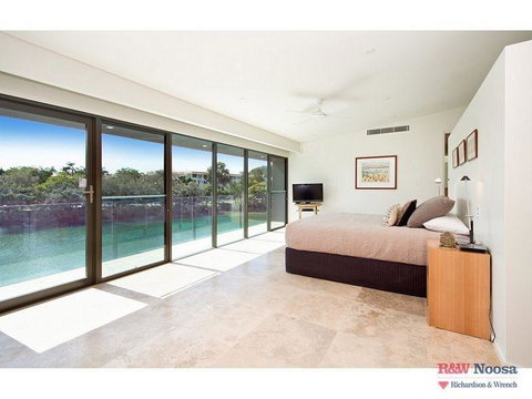 19 Witta Circle - Tourism Guide 3