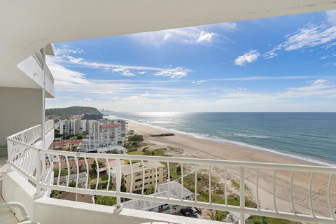 19th Avenue On The Beach - Tourism Guide 2