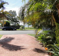 2 'Copacabana' 61 Sandy Point Road - cute unit with water views from the balcony - Cruises Travel