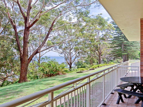 2 'Fiddlers Green' 62 Magnus Street - Ground Floor Unit Walking Distance To Nelson Bay - Cruises Travel 0