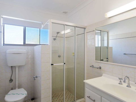 2 'Fiddlers Green' 62 Magnus Street - Ground Floor Unit Walking Distance To Nelson Bay - Cruises Travel 2