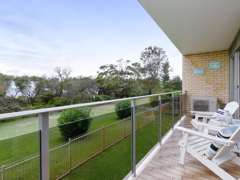 2 'The Helm' 22 Voyager Cl - Stunning Waterfront Unit With Air Conditioning - Cruises Travel 1