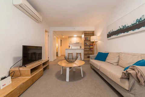 2 Bedroom Apartment Seconds From Valley - Cruises Travel 0