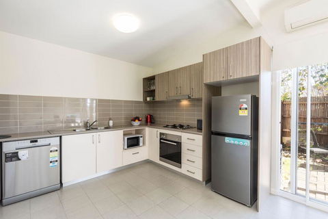 2 Bedroom W/Parking Near Central Cessnock - Travel Search 1