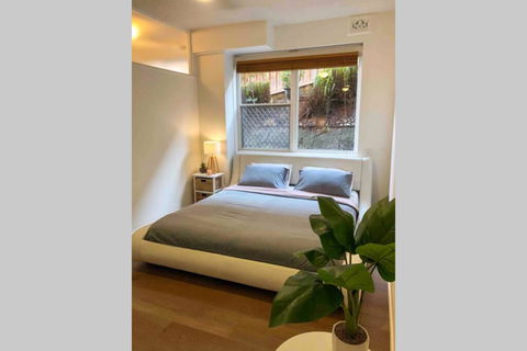 2 Bedroom, SHORT Walk To CBD,BEACH And DARBY ST - Tourism Guide 1