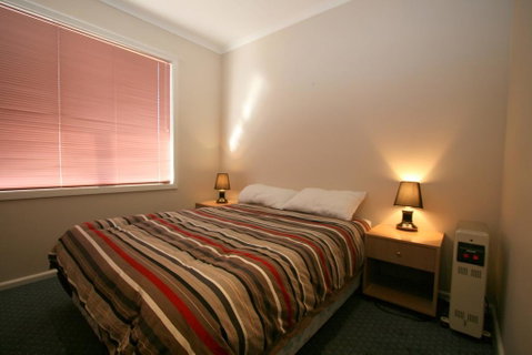 2 Munyang Street, Jindabyne - Tourism Guide 3