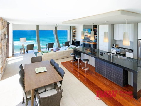 20 Arakoon Crescent - Tourism Guide 2