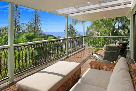 21 Arakoon Crescent - Tourism Guide 0