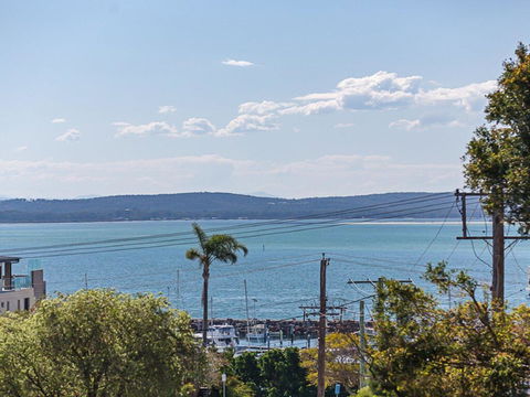 23 'The Commodore' 9-11 Donald Street - Delightful Unit With Gorgeous Water Views - Cruises Travel 0