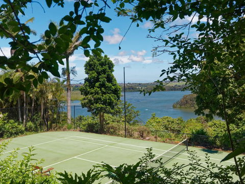230 Scenic Drive - Cruises Travel 0