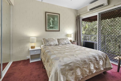 24 The Islander Resort - Tourism Guide 1