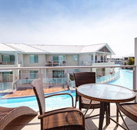 245 'Pacific Blue' 265 Sandy Point Rd - air conditioned unit with resort facilities and linen supplied - Cruises Travel