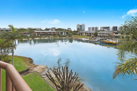 CANAL7-ON THE MOOLOOLABA CANAL! - Tourism Guide 0