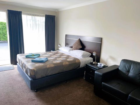 Dalvue Motel - Travel Search 0