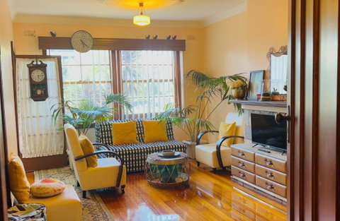 Deco Family House - Tourism Guide 3