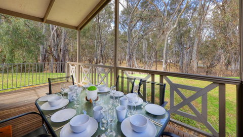 Deniliquin Riverside Caravan Park - Tourism Guide 0