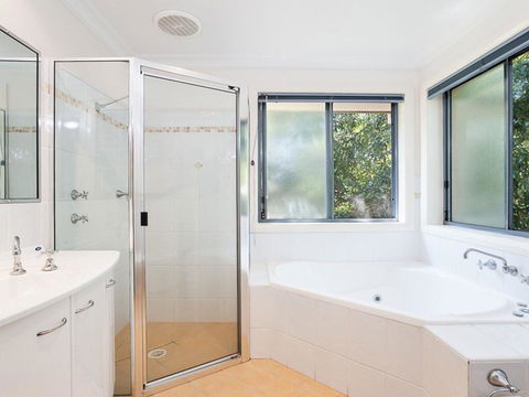 27a Christmas Bush Avenue - Wifi, Aircon, Close To Dutchies Beach - Cruises Travel 3