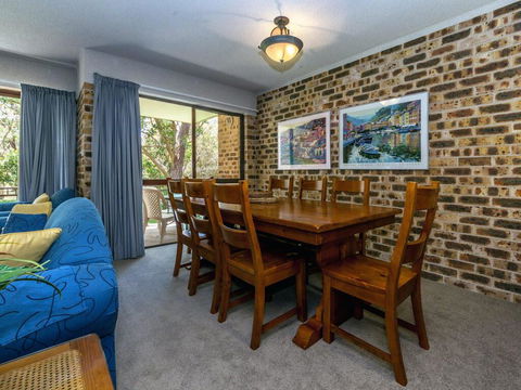28 'Bay Parklands', 2 Gowrie Ave - Pool, Tennis + Stunning Views - Cruises Travel 3