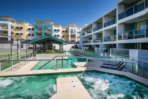 2BR Coolum Beach Escape , Courtyard, Pool, Spa, Tennis - Travel Search 0
