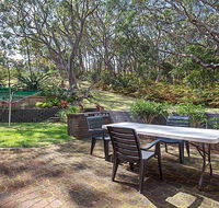 3 'Adriana' 83 Ronald Avenue - unit with a backyard - Cruises Travel