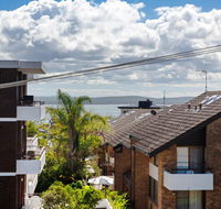 3 'The Commodore'  9-11 Donald Street - great unit in the heart of town - Cruises Travel