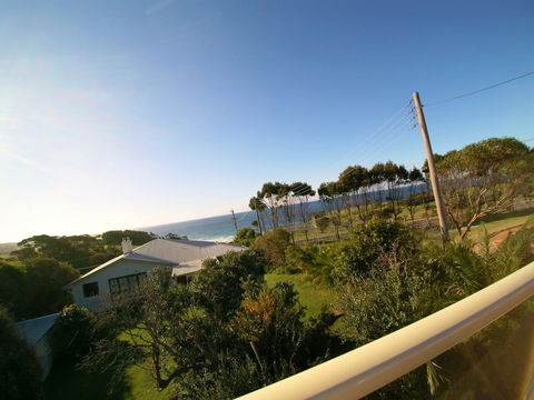 3 Bay Lane - Cruises Travel 1