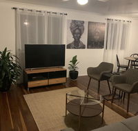 3 Bedroom Apartment - Travel Search