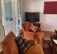 3 Bedroom Character Home Near CBD - Cruises Travel