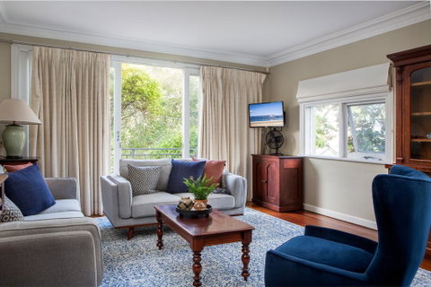3-Bed House Near Bondi Beach With Balcony, Parking - Tourism Guide 0