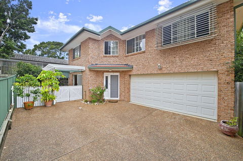 3/54 Owen Street, Port Macquarie - Travel Agents 0