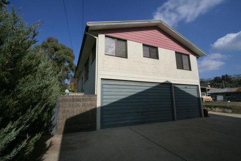 3/9 Park Road, Jindabyne - Tourism Guide 1