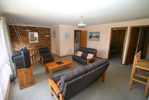 3/9 Park Road, Jindabyne - Tourism Guide 0