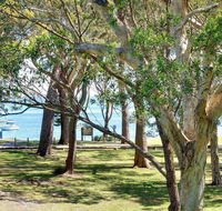32 'Bay Parklands' 2 Gowrie Avenue - fantastic unit with air conditioning pool tennis court  spa - Cruises Travel