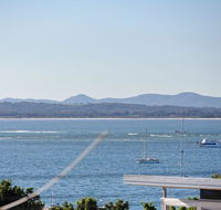 4 'Yarramundi' 47 Magnus Street - air conditioned unit with water views - Cruises Travel