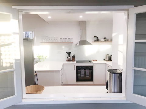 4 Bedroom House - Walk To Southbank - Cruises Travel 2