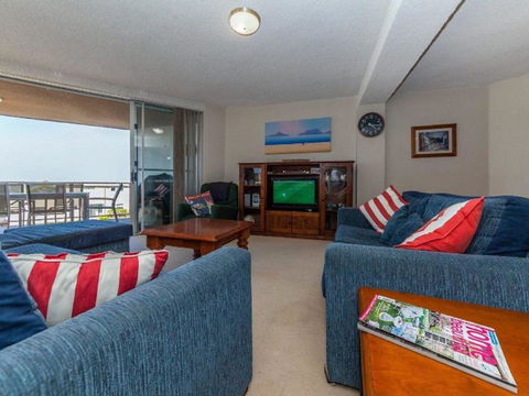 4 Portofino @ Nelson Bay - Cruises Travel 1