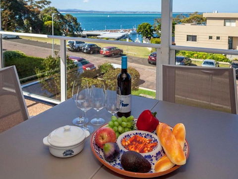 4 Portofino @ Nelson Bay - Cruises Travel 0