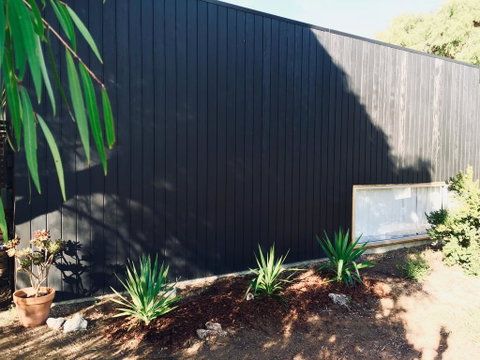 41 Grunters Accommodation - Tourism Guide 1