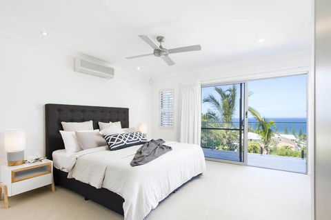 42 Bryan Street - Travel Agents 2