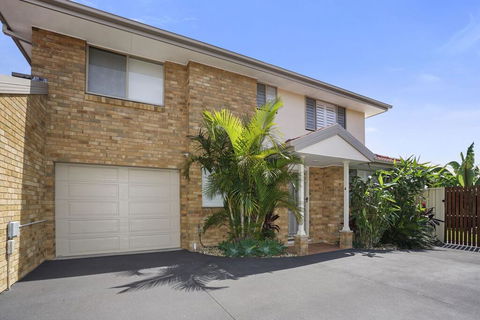 44 Oaks Avenue, No:4 - Travel Search 0