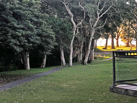 47 'Bay Parklands', 2 Gowrie Avenue - Pool, Tennis Court & Child Friendly - Cruises Travel 0