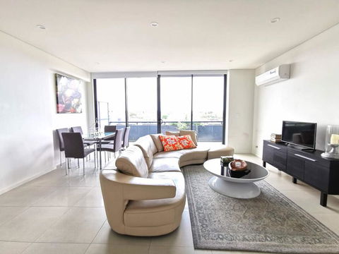 504 2 Bedroom In Kalina Serviced Apartments - Travel Agents 1