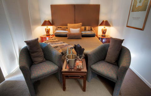 53 On Victoria - Tourism Guide 1