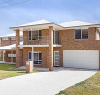 5B BENT STREET - LARGE HOUSE WITH DUCTED AIR CON WIFI  FOXTEL - Cruises Travel