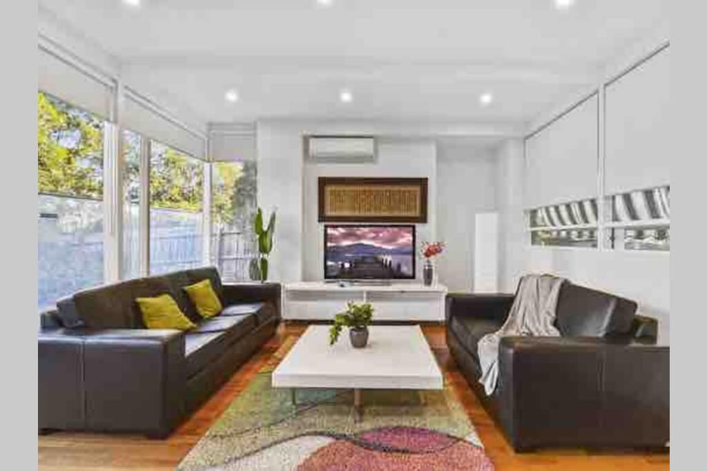 Templestowe Lower VIC Travel Search