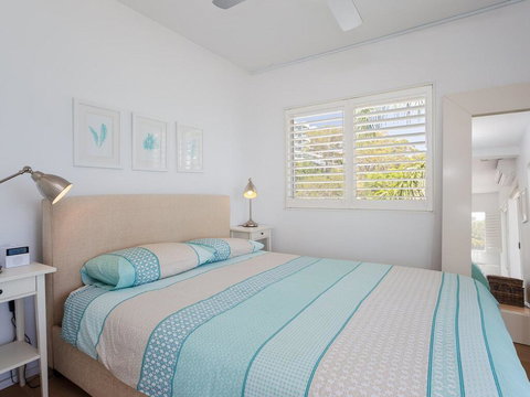 7 'Bayview Towers', 15 Victoria Parade - Stunning Unit With Fabulous Views - Tourism Guide 3