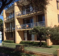 7 Flynn's Beach Apartment - Travel Agents