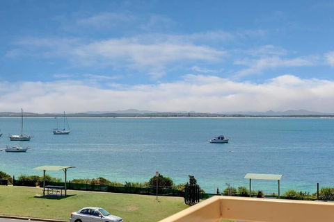 8 Bay Village - Travel Agents 0
