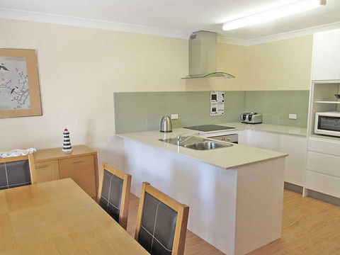8c Norburn Avenue - Great Family Budget Holiday - Cruises Travel 1