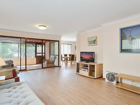 8c Norburn Avenue - Great Family Budget Holiday - Cruises Travel 0